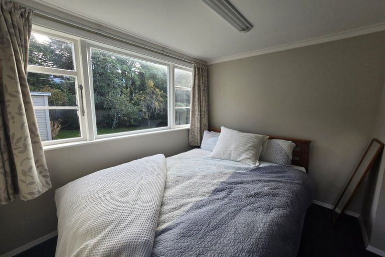 Photo of property in 28 The Drive, Tawa, Wellington, 5028