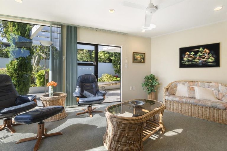 Photo of property in 19 Sylvan Park Avenue, Milford, Auckland, 0620