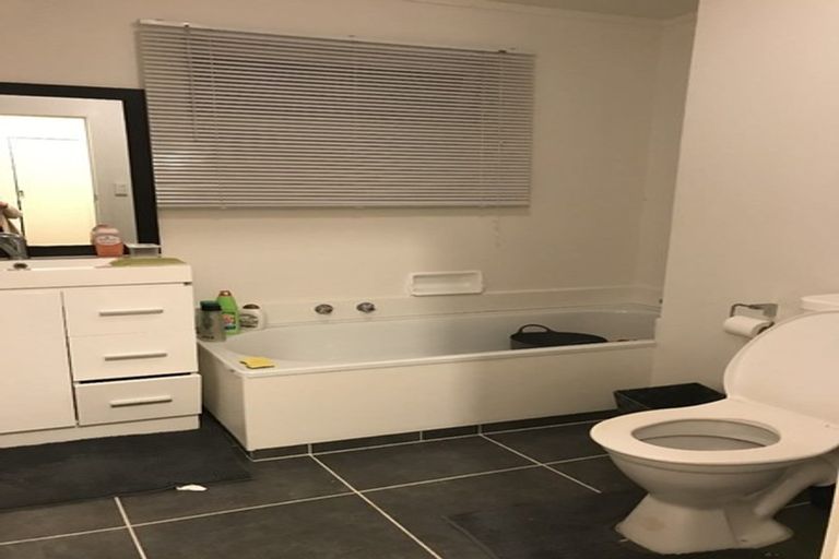 Photo of property in 177 Stokes Valley Road, Stokes Valley, Lower Hutt, 5019