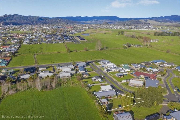 Photo of property in 12 Carina Way, Whitianga, 3510