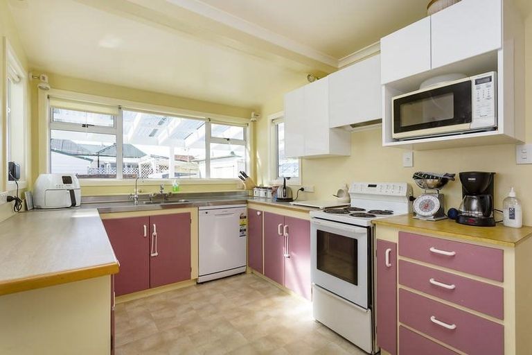 Photo of property in 75 Nelson Street, Forbury, Dunedin, 9012