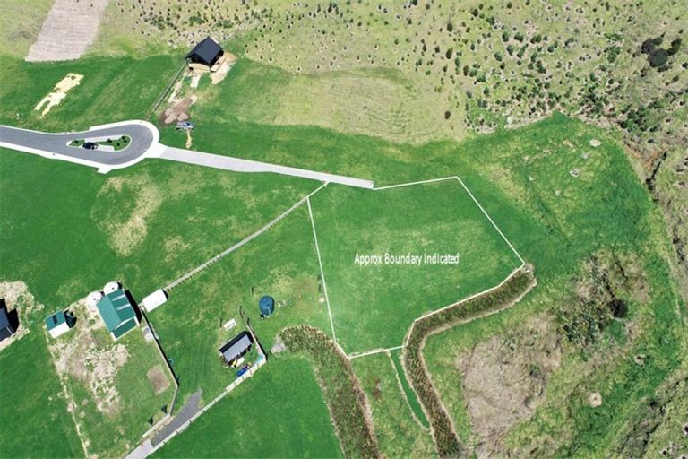 Photo of property in 16 Joyce Place, Opito Bay, Whitianga, 3592