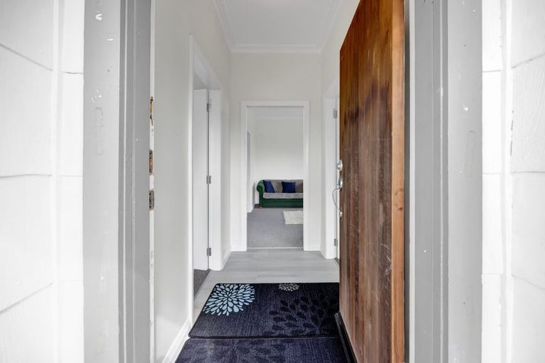 Photo of property in 29 Clifford Road, Eltham, 4322