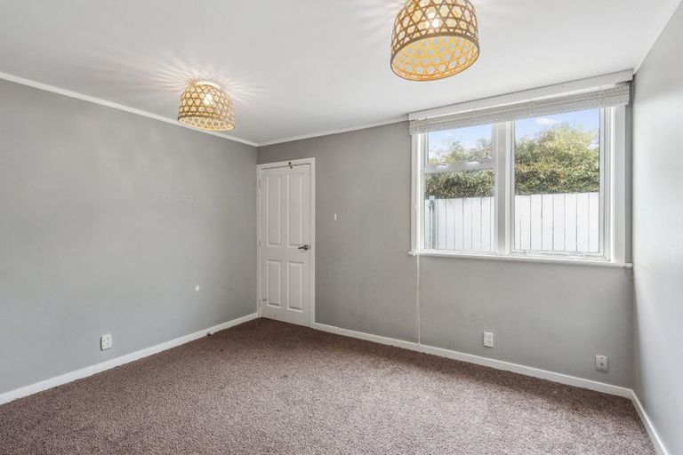 Photo of property in 116 Seaview Road, Paraparaumu Beach, Paraparaumu, 5032
