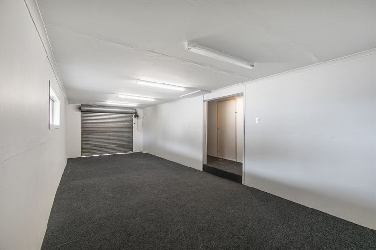 Photo of property in 52 Sycamore Drive, Sunnynook, Auckland, 0620
