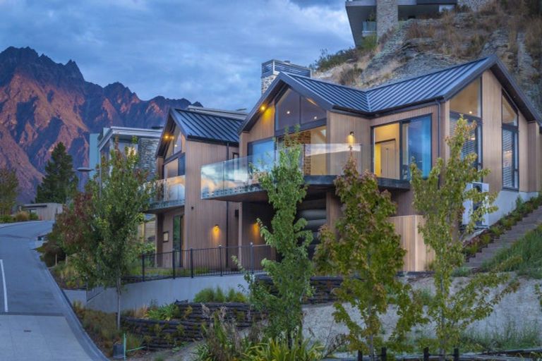 Photo of property in 4 Old Homestead Place, Kawarau Falls, Queenstown, 9300