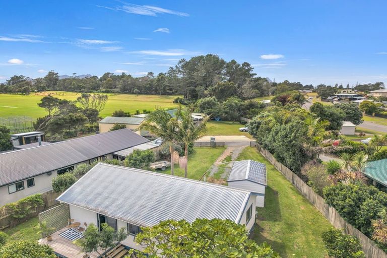 Photo of property in 16 Tamure Place, Ruakaka, 0116