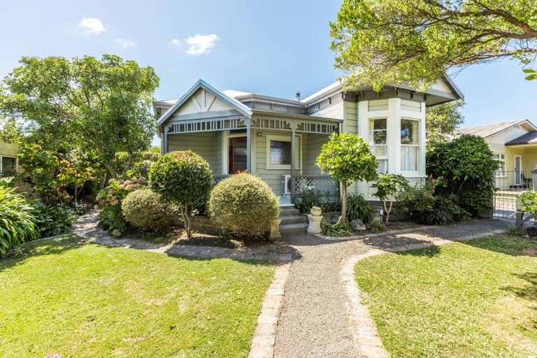 Photo of property in 913 Fitzroy Avenue, Mahora, Hastings, 4120