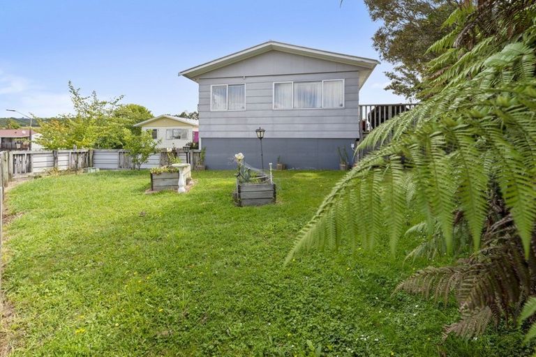 Photo of property in 2 Jet Place, Pukehangi, Rotorua, 3015