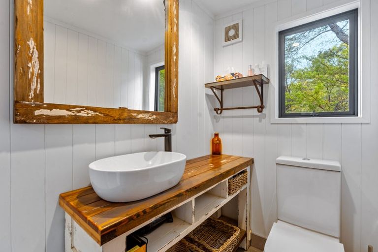 Photo of property in 5 Te Ngahere Lane, Kaiwaka, 0573