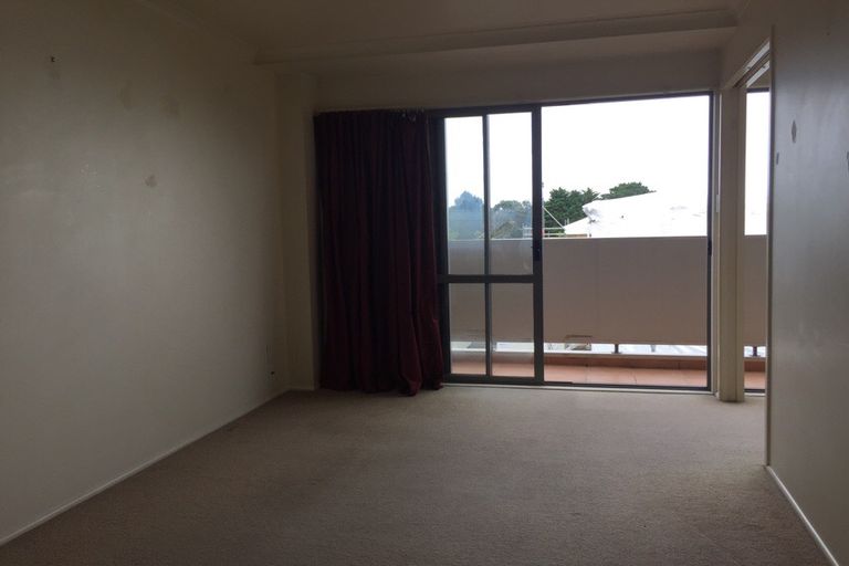 Photo of property in 7e/30 Westward Ho, Glen Eden, Auckland, 0602