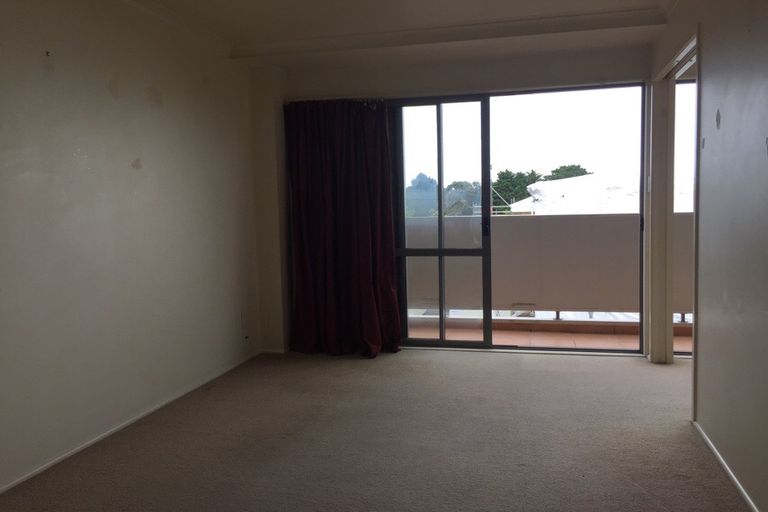 Photo of property in 7e/30 Westward Ho, Glen Eden, Auckland, 0602