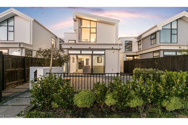 Photo of property in 53 Battalion Drive, Papakura, 2110