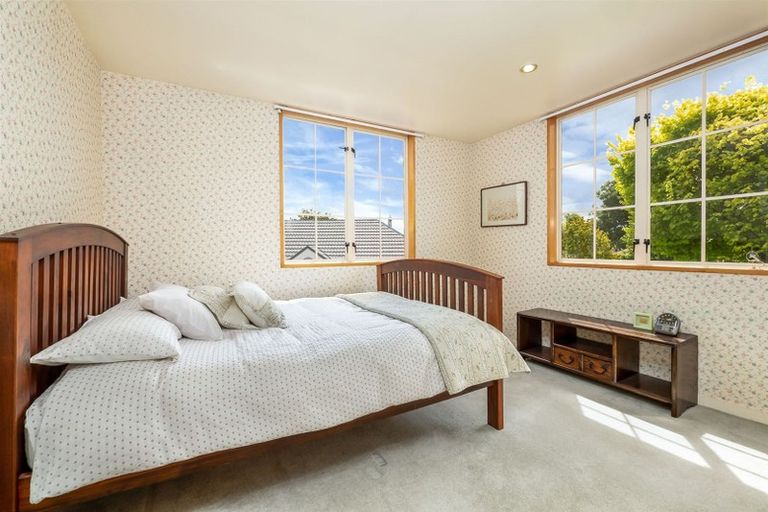 Photo of property in 12 Harlech Mews, Avonhead, Christchurch, 8042