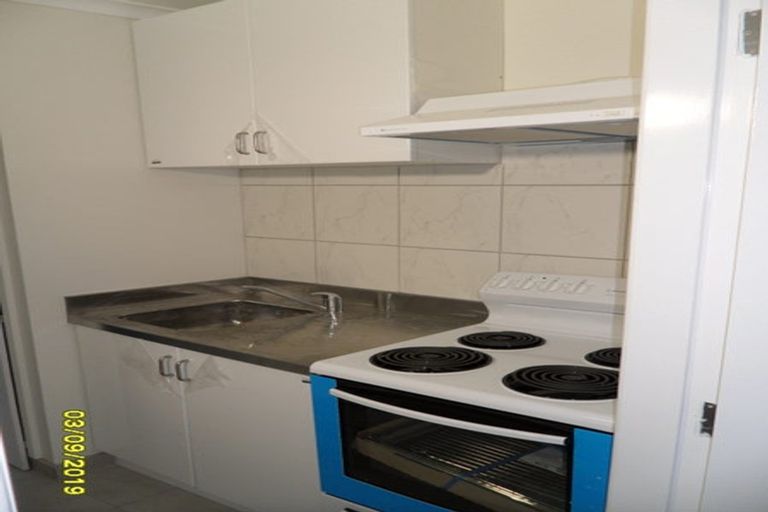 Photo of property in 4 London Road, Korokoro, Lower Hutt, 5012