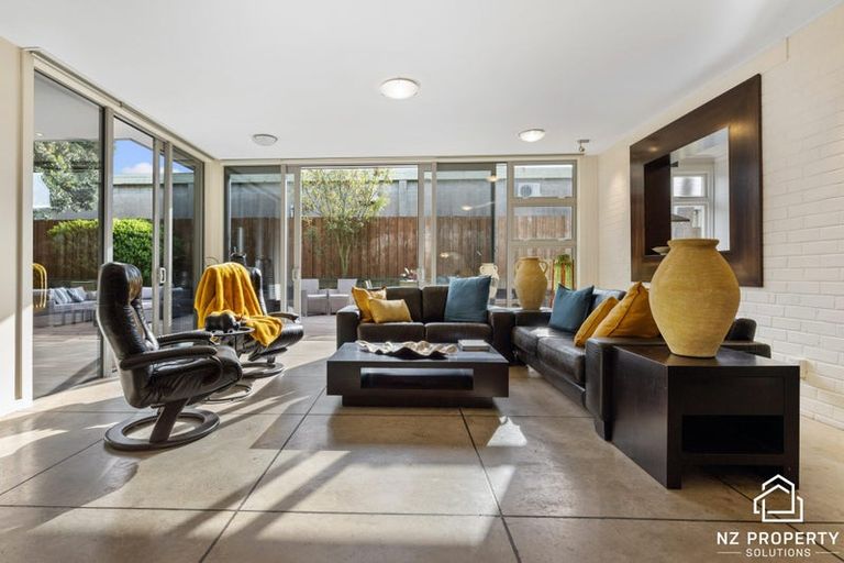 Photo of property in 6 Brunel Street, Mornington, Dunedin, 9011