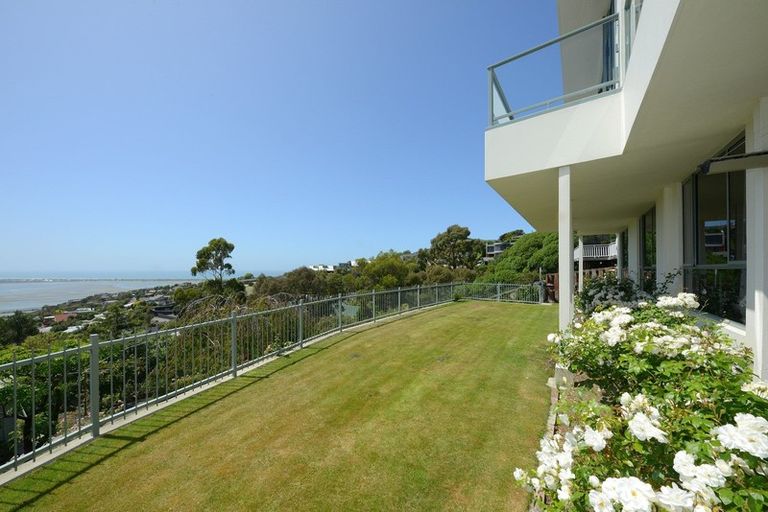 Photo of property in 185 Mount Pleasant Road, Mount Pleasant, Christchurch, 8081
