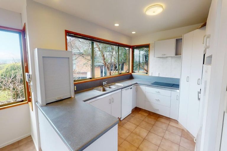 Photo of property in 34 Kilkenny Place, Fitzherbert, Palmerston North, 4410