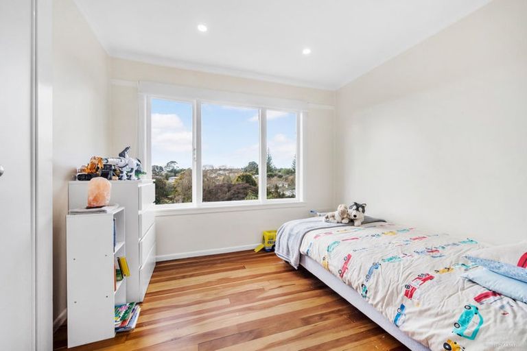 Photo of property in 57b Lancaster Road, Beach Haven, Auckland, 0626