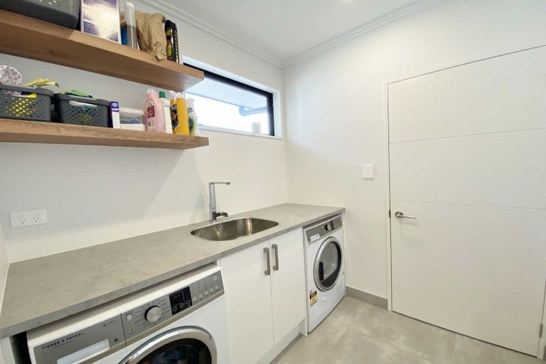 Photo of property in 192 Faringdon Boulevard, Rolleston, 7615