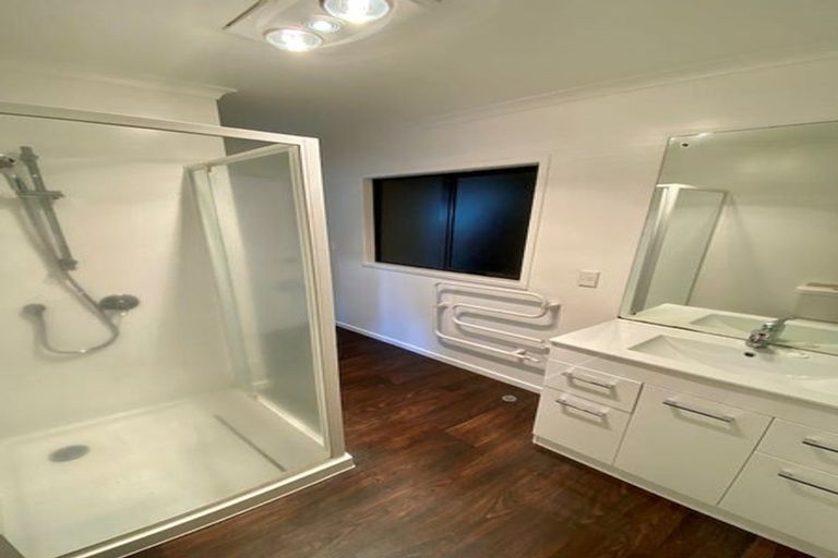 Photo of property in 2/2 Waipa Street, Birkenhead, Auckland, 0626