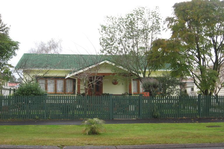 Photo of property in 18 Saint Winifreds Avenue, Hamilton East, Hamilton, 3216