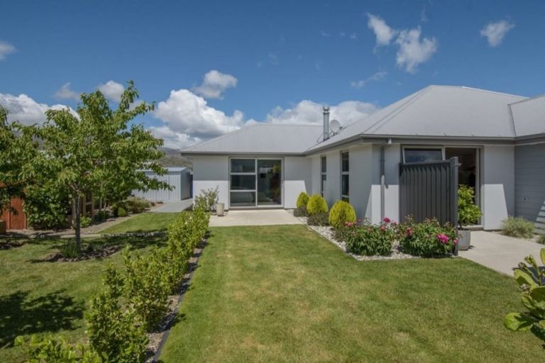 Photo of property in 60 Ferry Lane, Mount Pisa, Cromwell, 9383