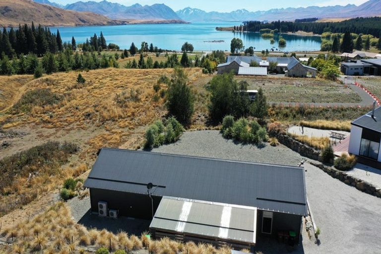 Photo of property in 22 Mistake Drive, Lake Tekapo, 7999