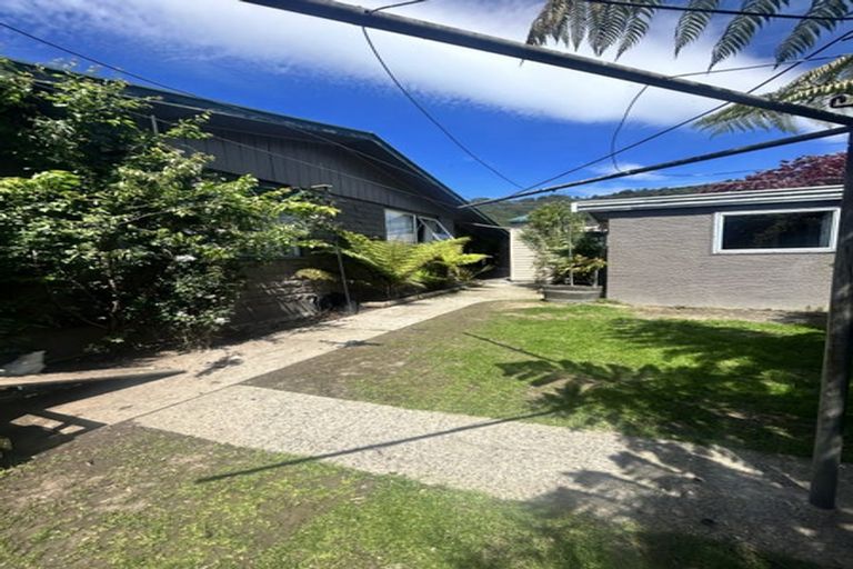 Photo of property in 51 Kent Street, Picton, 7220