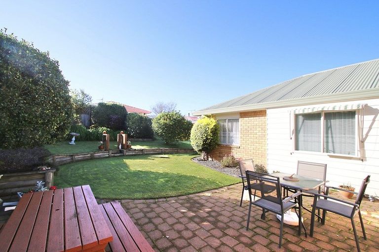 Photo of property in 6 Guernsey Place, Grandview Heights, Hamilton, 3200