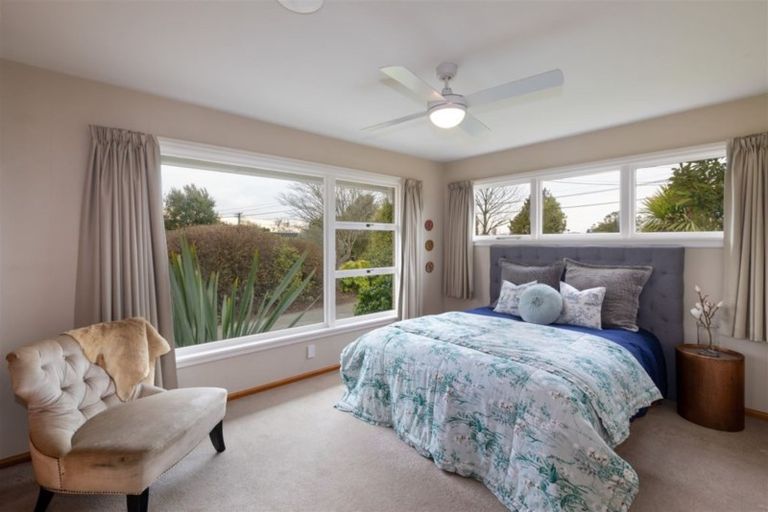 Photo of property in 23 Moyna Avenue, Dallington, Christchurch, 8061