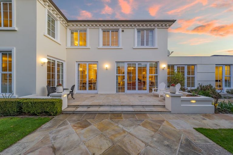 Photo of property in 8 Palazzo Lane, Riccarton, Christchurch, 8011