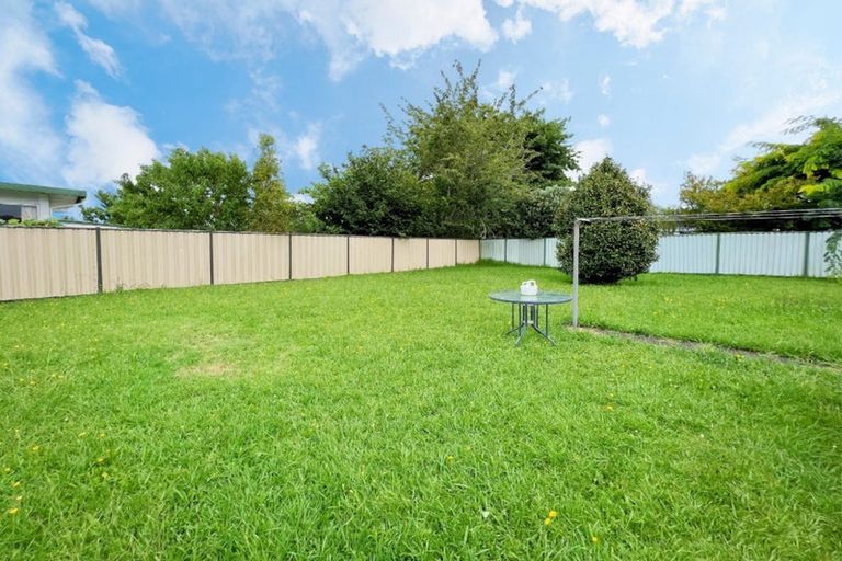 Photo of property in 37 Old Farm Road, Hamilton East, Hamilton, 3216