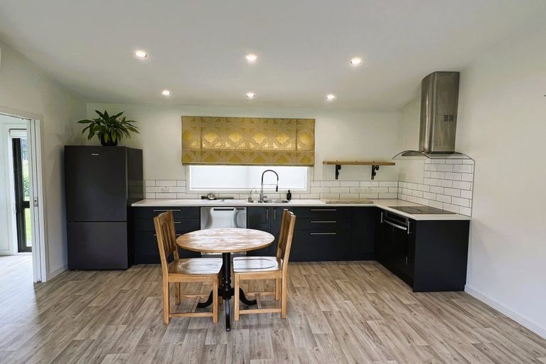 Photo of property in 67 Whitemans Valley Road, Whitemans Valley, Upper Hutt, 5371