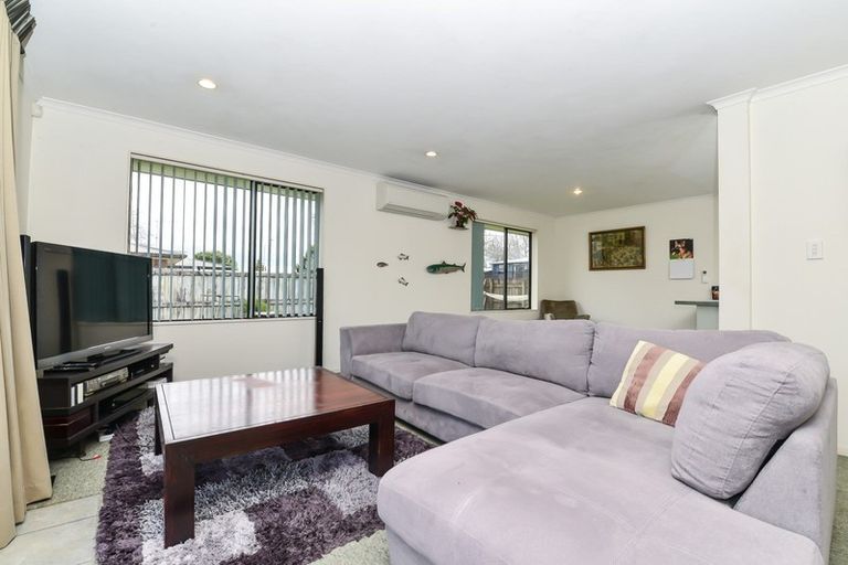 Photo of property in 2 Alley Place, Leamington, Cambridge, 3432