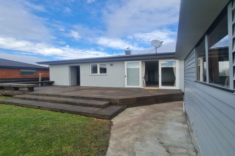 Photo of property in 9 White Street, Taradale, Napier, 4112