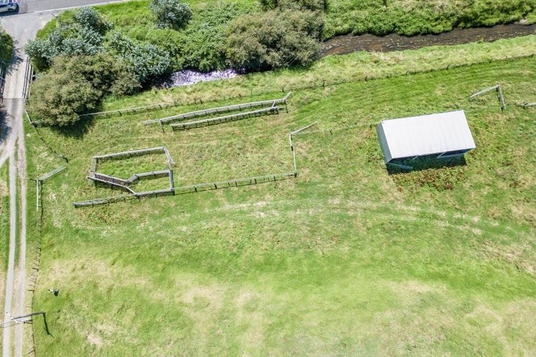 Photo of property in 229 Te Horo Beach Road, Te Horo, Otaki, 5581
