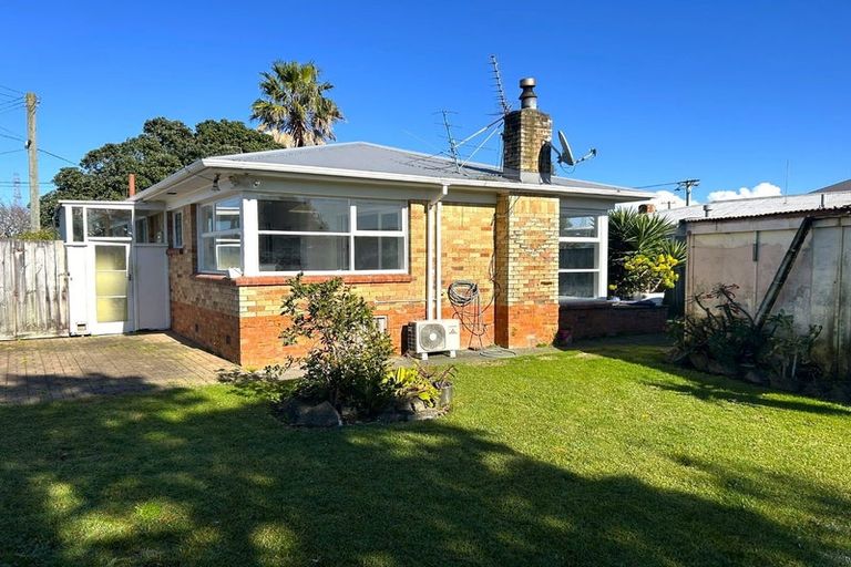 Photo of property in 6 Dolphin Street, Pakuranga, Auckland, 2010