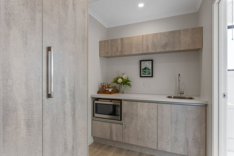 Photo of property in 4 Kanuka Grove, Kinloch, Taupo, 3377