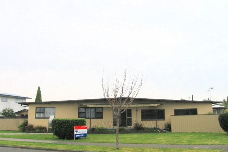 Photo of property in 70 Coverdale Street, Onekawa, Napier, 4110