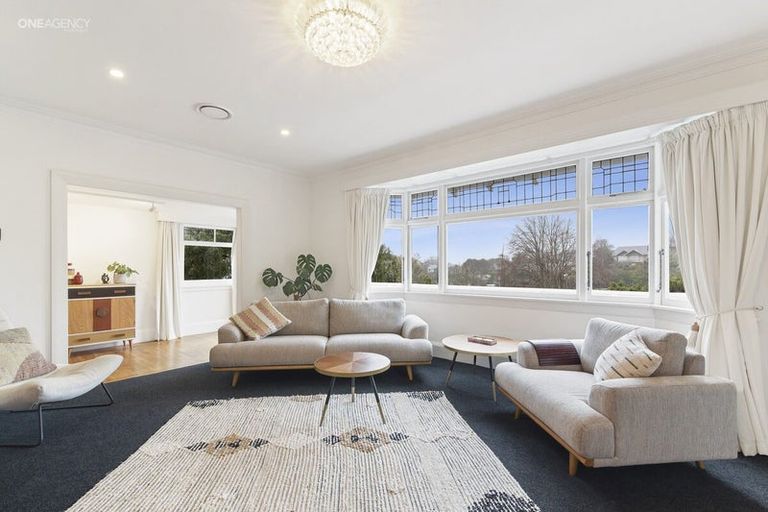 Photo of property in 14 Valley Road, Cashmere, Christchurch, 8022