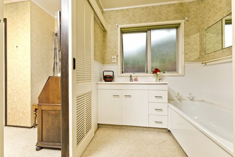 Photo of property in 2/19 Craig Road, Milford, Auckland, 0620