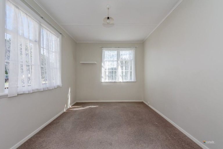 Photo of property in 1258 High Street, Taita, Lower Hutt, 5011