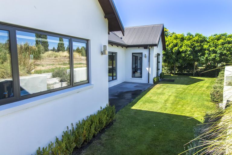 Photo of property in 9 The Dunes, Cromwell, 9310