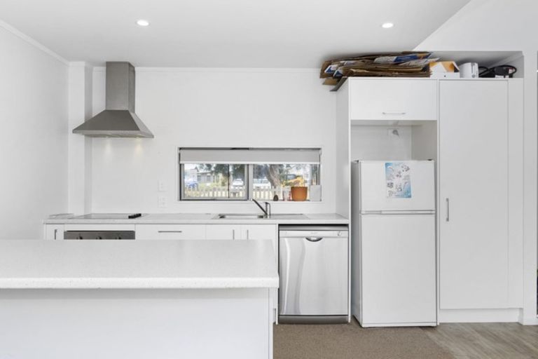 Photo of property in 31 Reynolds Place, Papamoa Beach, Papamoa, 3118