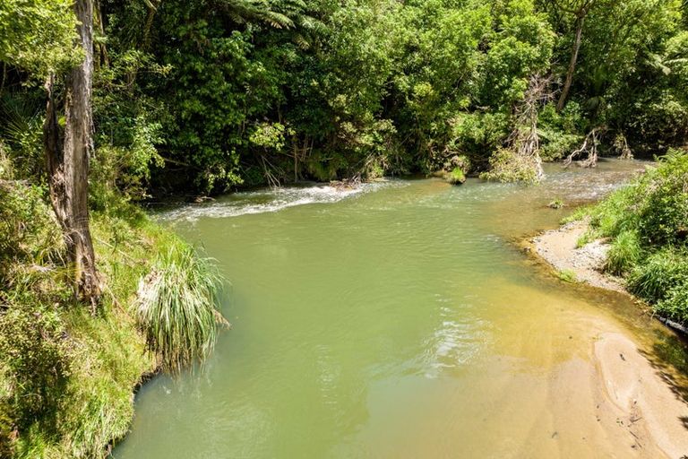 Photo of property in 234 Glenmohr Road, Waipu, 0582