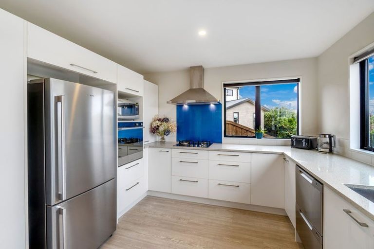 Photo of property in 19 Tangy Loch Lane, Broomfield, Christchurch, 8042