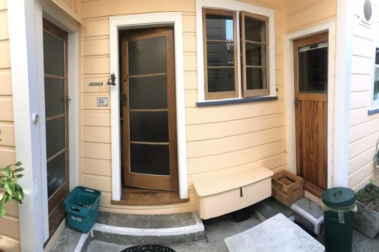 Photo of property in 25 Moir Street, Mount Victoria, Wellington, 6011