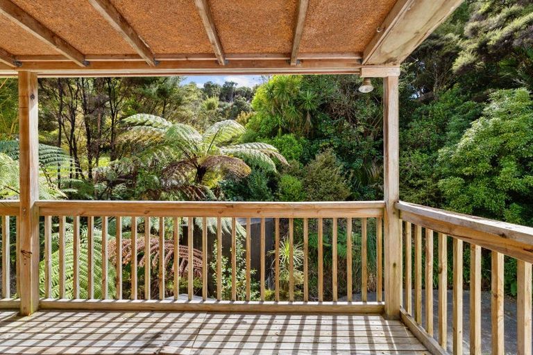 Photo of property in 33 Buckleton Road, Tawharanui Peninsula, Matakana, 0986