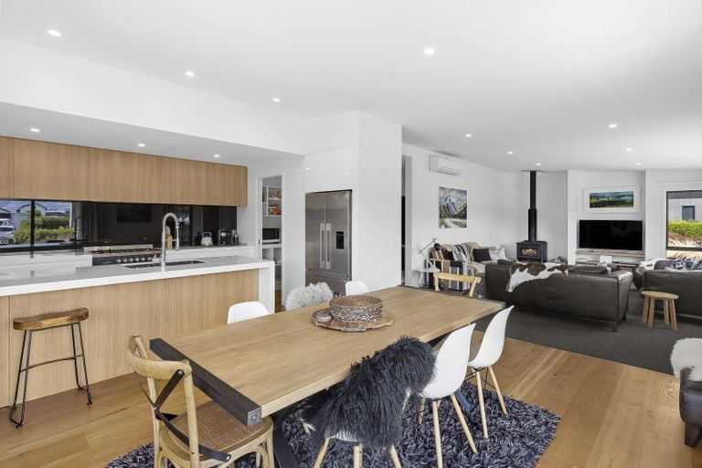 Photo of property in 75 Infinity Drive, Wanaka, 9305